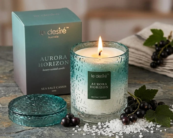 LE DESIRE LUXURY SCENTED CANDLE SEA SALT CASSIS