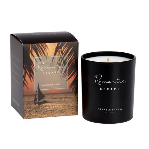 ROMANTIC ESCAPE LUXURY SOY CANDLE BRAMBLE BAY