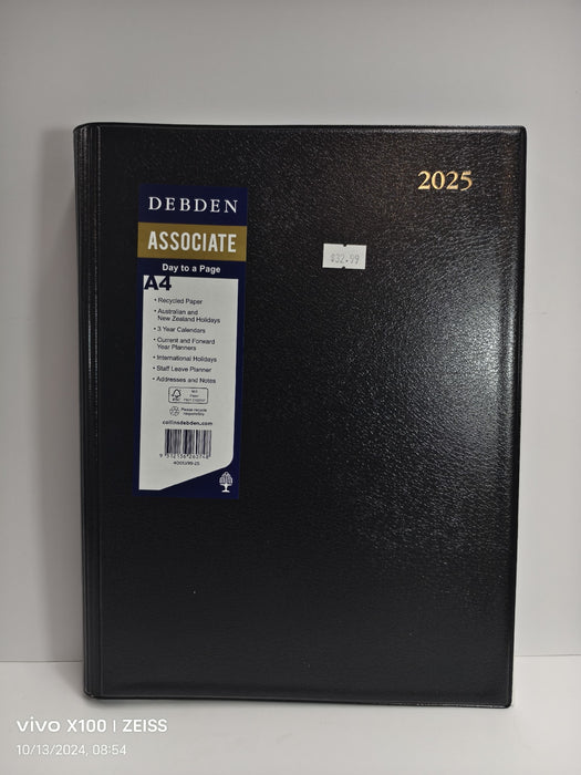 DIARY 2025 DEBDEN ASSOCIATE A4 4001.V99 1DTP BLACK