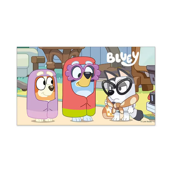 BLUEY GRANNY MOBILE PIN